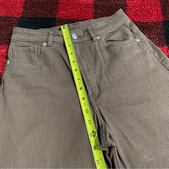 H&M High Waisted Wide Leg Jeans - Picture 5 of 7